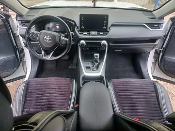 Toyota RAV4, 2021г, полный привод, автомат