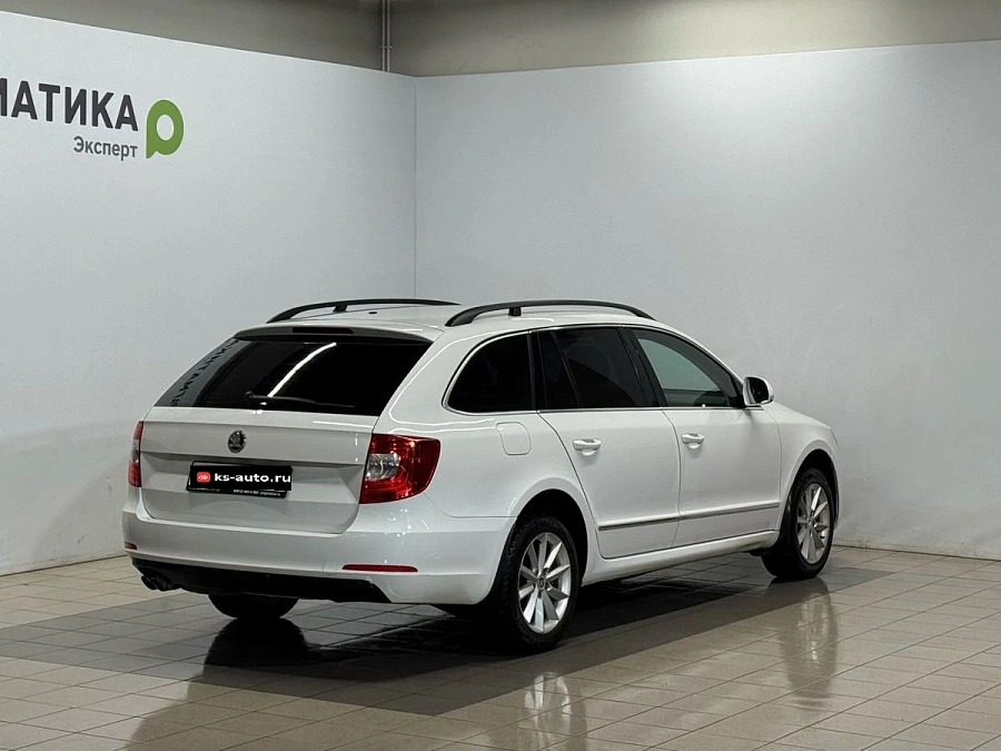 Skoda Superb, 2013г., передний привод, робот