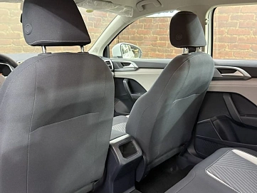 Volkswagen Tharu, 2025г, передний привод, робот