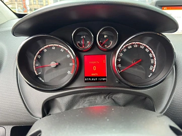 Opel Meriva, 2014г, передний привод, автомат