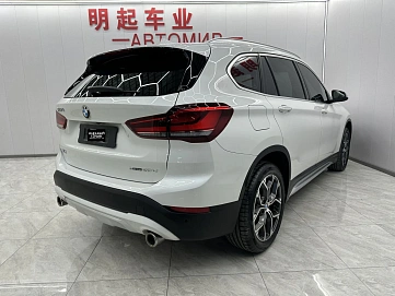 BMW X1, 2021г, передний привод, робот