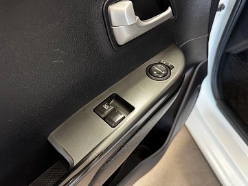 Kia Rio, 2013г., передний привод, механика