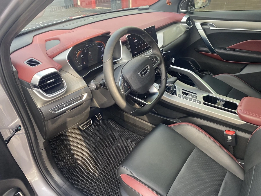 Geely Coolray, 2023г., передний привод, робот