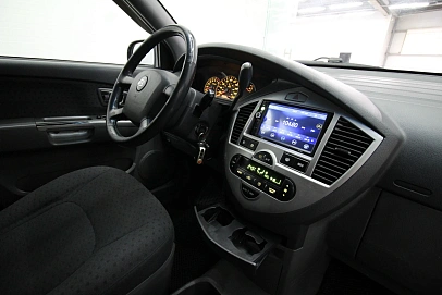 Kia Carens, 2006г, передний привод, автомат