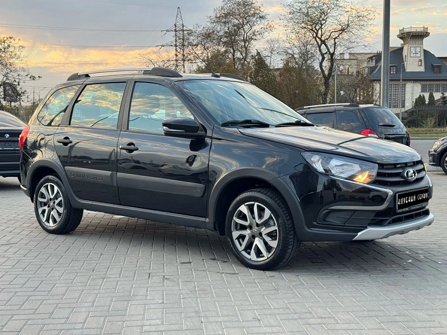 Lada (ВАЗ) , 2023г., передний привод, механика