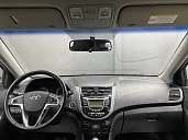 Hyundai Solaris, 2011г., передний привод, автомат
