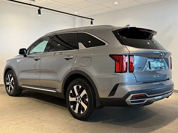 Kia Sorento, 2020г, передний привод, автомат