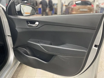 Hyundai Solaris, 2021г., передний привод, механика