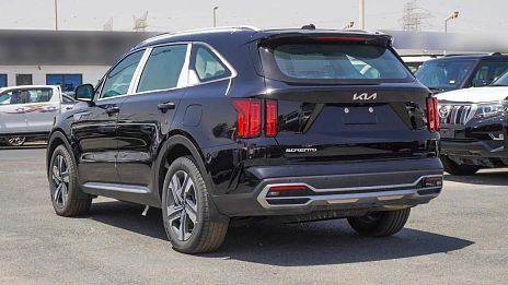 Kia Sorento, 2022г, передний привод, автомат