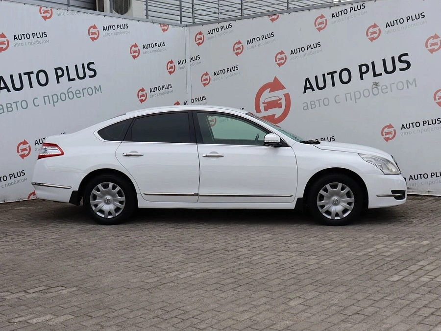 Nissan Teana, 2012г., передний привод, вариатор