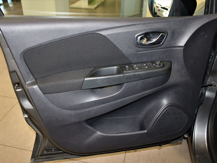 Renault , 2018г., передний привод, автомат
