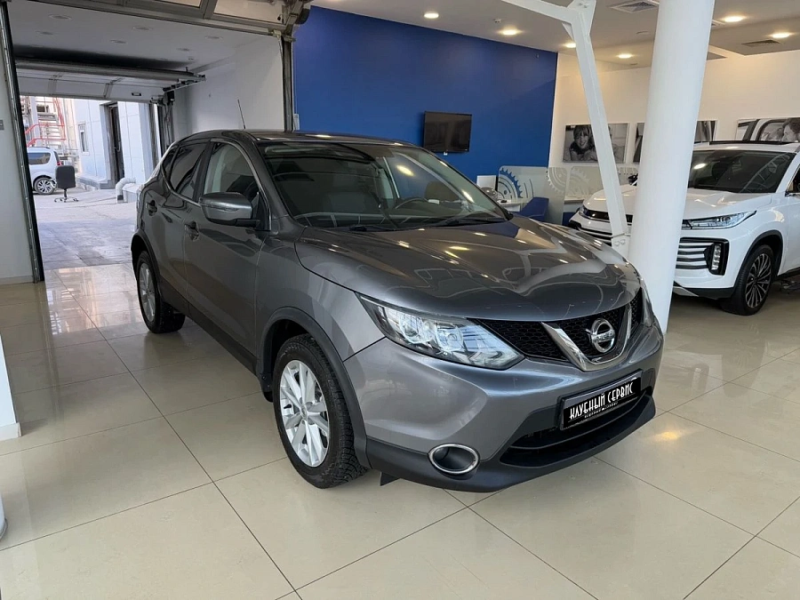 Nissan Qashqai, 2016г., передний привод, вариатор