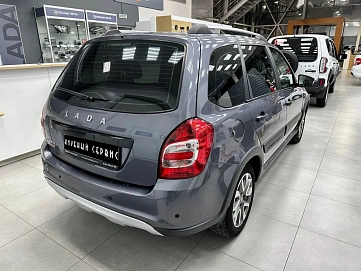 Lada (ВАЗ) , 2022г., передний привод, механика