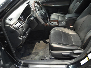 Toyota Camry, 2015г, передний привод, автомат
