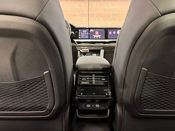 Geely Monjaro, 2024г, полный привод, автомат