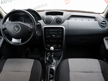 Renault Duster, 2013г, полный привод, механика