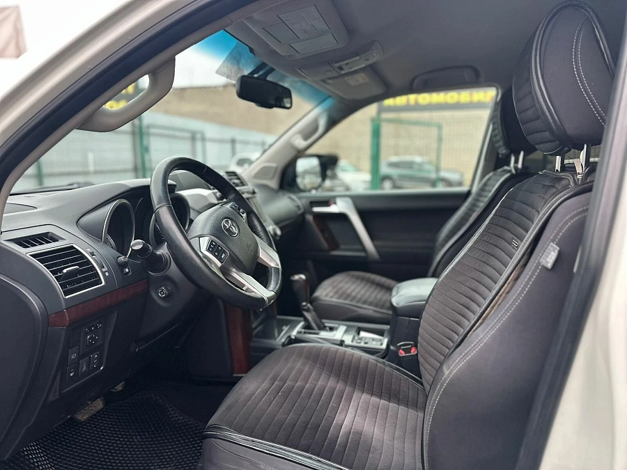 Toyota Land Cruiser Prado, 2014г.