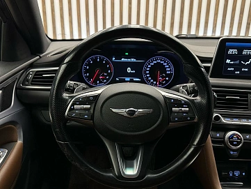 Genesis G70, 2019г, полный привод, автомат
