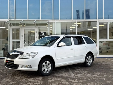 Skoda Octavia, 2009г, передний привод, механика