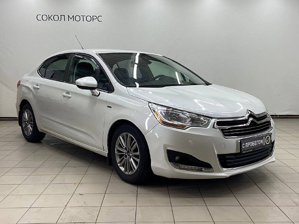 Citroen C4, 2015г., передний привод, автомат
