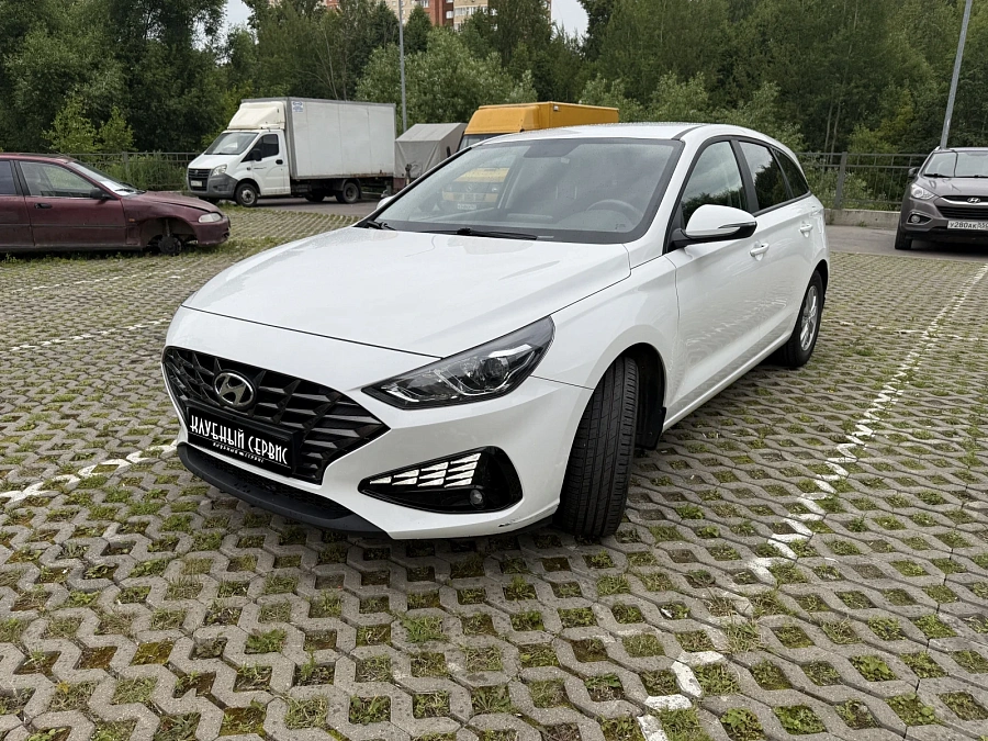 Hyundai i30, 2022г., передний привод, автомат