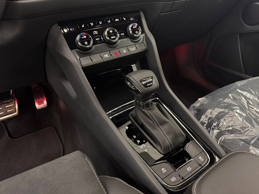 Skoda Kodiaq, 2025г., полный привод, робот