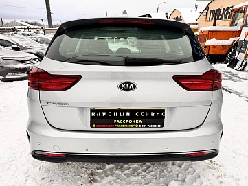 Kia Ceed, 2020г, передний привод, робот