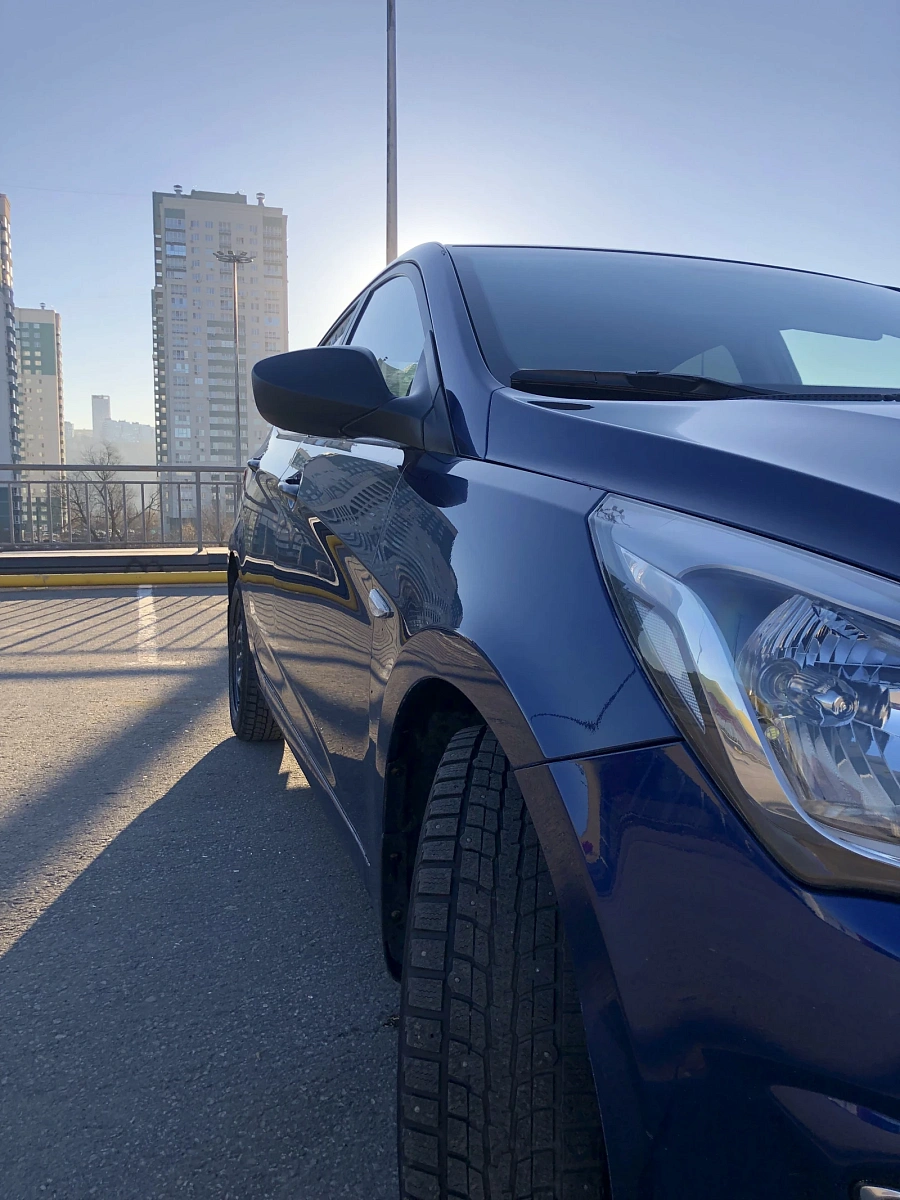 Hyundai Solaris, 2015г., передний привод, автомат