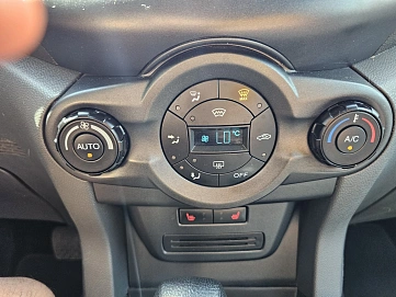 Ford EcoSport, 2014г, передний привод, робот
