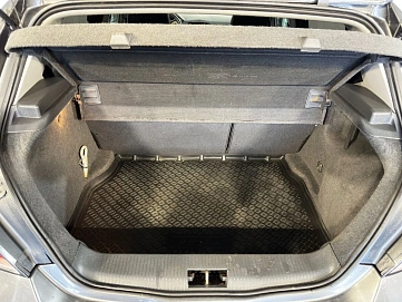 Opel Astra, 2011г, передний привод, робот