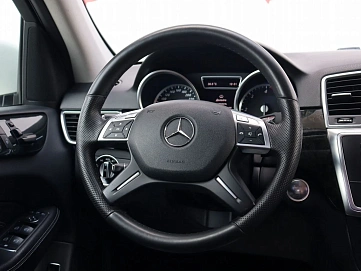 Mercedes-Benz M-Класс, 2013г, полный привод, автомат