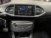 Peugeot 308, 2020г., передний привод, автомат