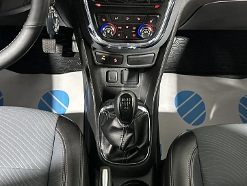 Opel Mokka, 2013г, передний привод, механика