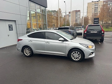 Hyundai Solaris, 2017г, передний привод, автомат