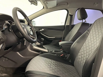 Ford Focus, 2012г, передний привод, механика