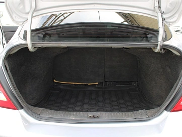 Nissan Tiida, 2010г, передний привод, автомат