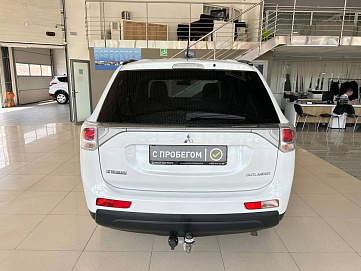 Mitsubishi Outlander, 2012г, полный привод, вариатор