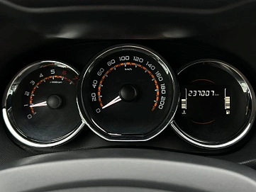 Lada (ВАЗ) Largus, 2021г, передний привод, механика