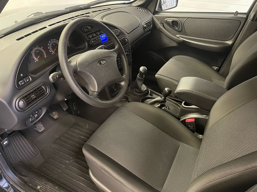 Lada (ВАЗ) , 2023г., передний привод, механика