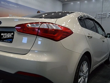 Kia Cerato, 2013г, передний привод, автомат