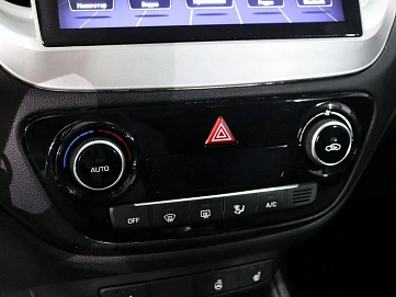 Hyundai Solaris, 2018г, передний привод, автомат