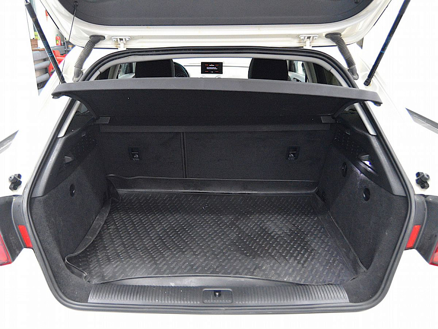 Audi A3, 2013г., передний привод, робот