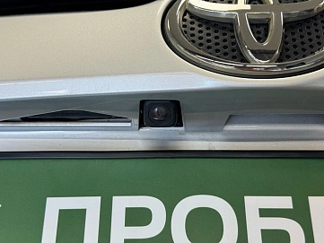 Toyota RAV4, 2015г, передний привод, автомат