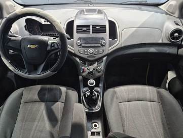 Chevrolet Aveo, 2013г., передний привод, механика