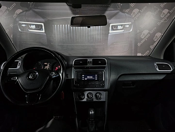 Volkswagen Polo, 2016г, передний привод, автомат