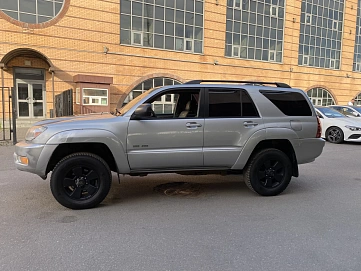 Toyota 4Runner, 2004г, полный привод, автомат