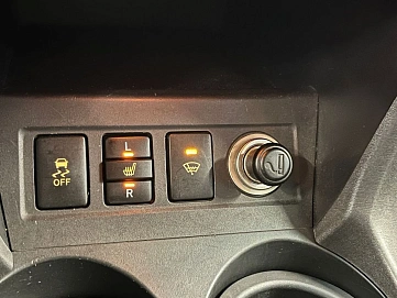 Toyota RAV4, 2010г, полный привод, автомат