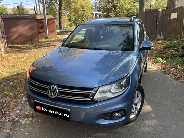 Volkswagen Tiguan, 2011г, полный привод, автомат