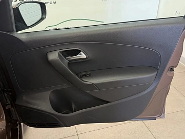 Volkswagen Polo, 2018г, передний привод, механика