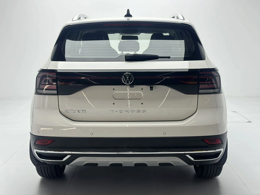 Volkswagen T-Cross, 2022г., передний привод, автомат